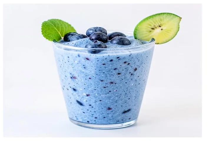 Blueberry Almond Smoothie